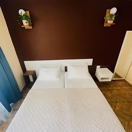Apartment Downtown Near The Sea